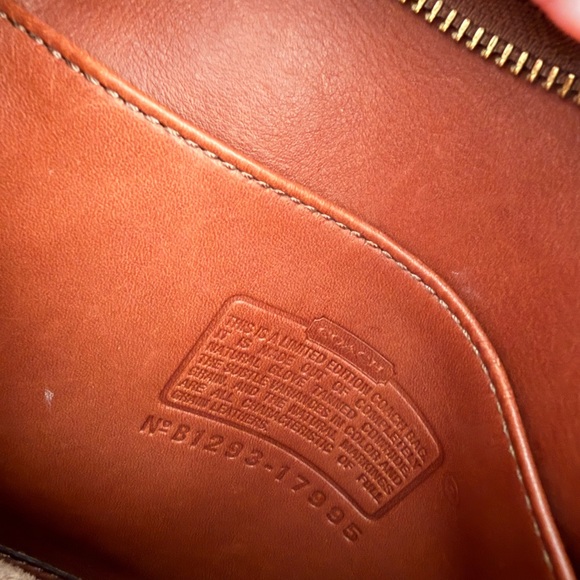Vintage Coach Brown Leather Handbag - Picture 2 of 7